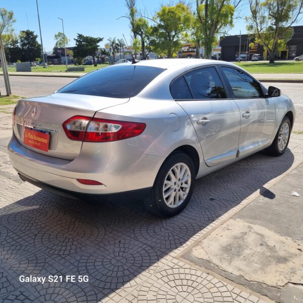 Renault Fluence 1.6 Dynamique Pack - Imagen 6