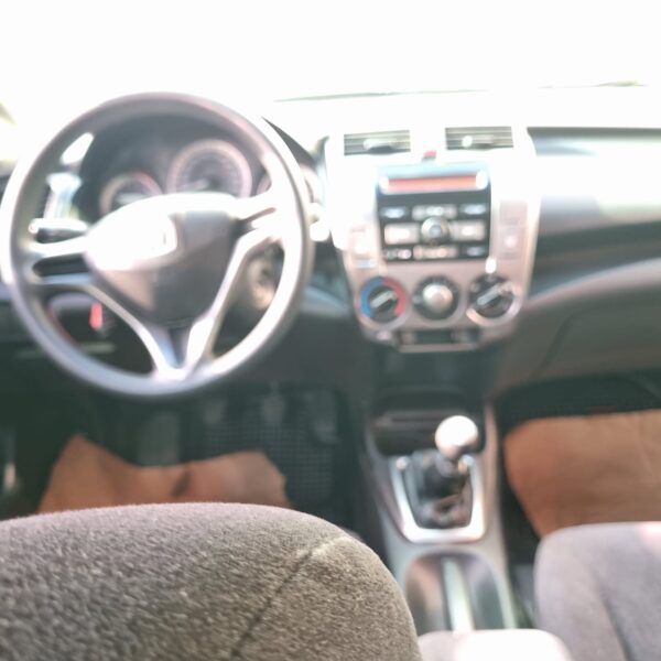 Honda City 1.5 Lx Mt - Imagen 8