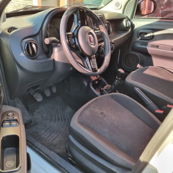 Fiat Mobi 1.0 Way - Imagen 9