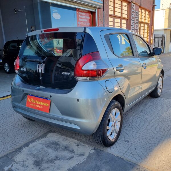 Fiat Mobi 1.0 Easy Pack Top - Imagen 4
