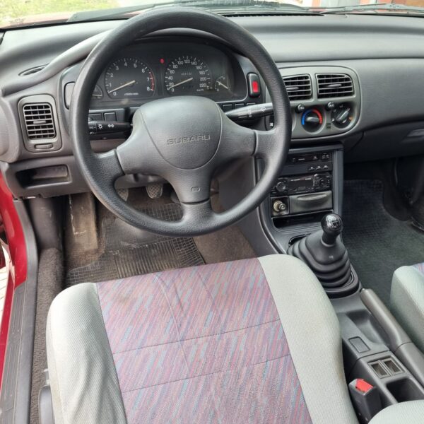 Subaru Impreza 1.8 Gl Awd, Traccion integral - Imagen 8