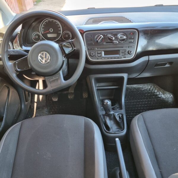 Volkswagen Up! 1.0 High 5 puertas - Imagen 7