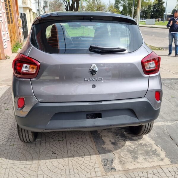 Renault Kwid 1.0 Iconic Bitono (UNIDAD 0KM) - Imagen 6